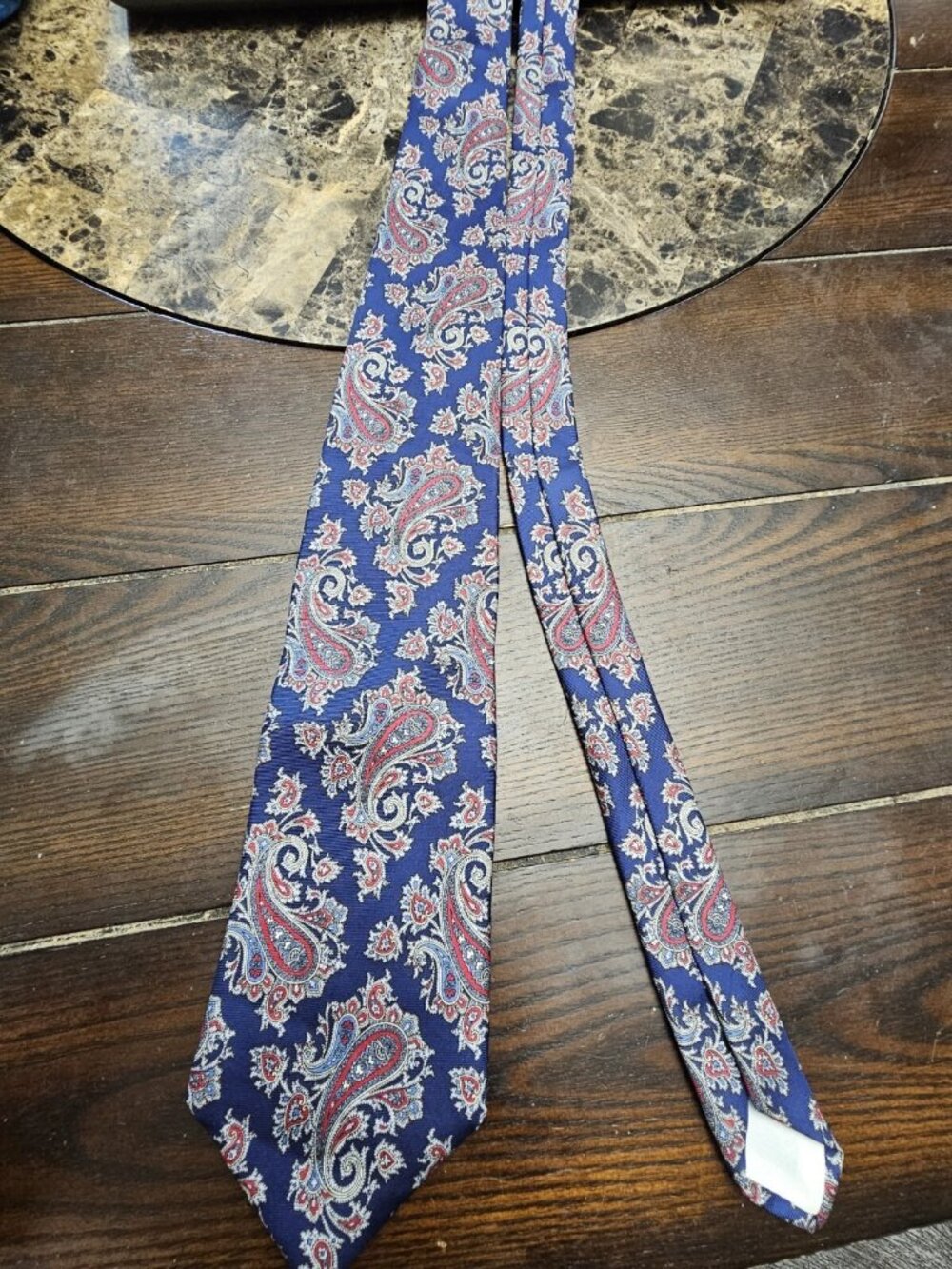 Mallory & Church London Paisley Print Neck Tie Adult Size Blue Red